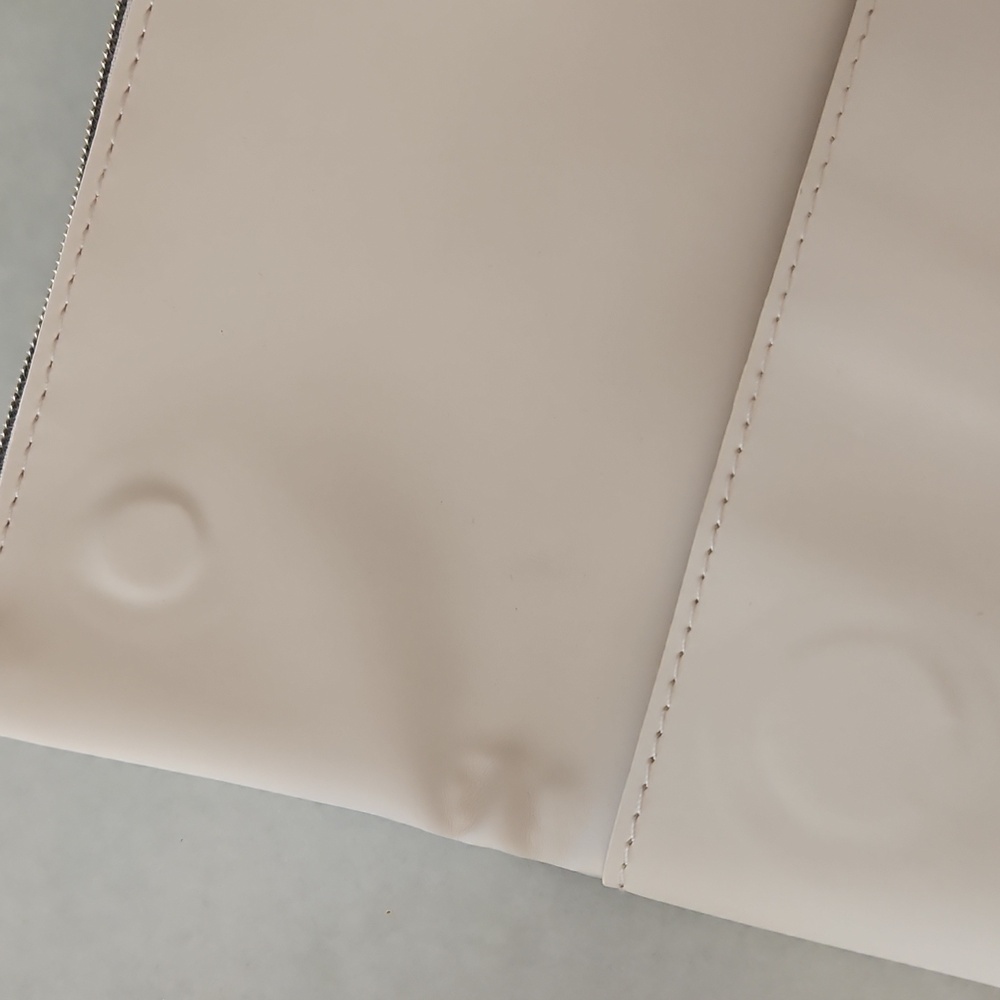Dior Cream Cosmetic/ Clutch Bag - Picture 5 of 11